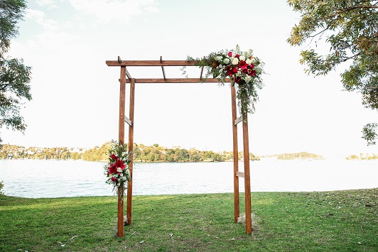 divine-events-timber-rustic-flower-archway